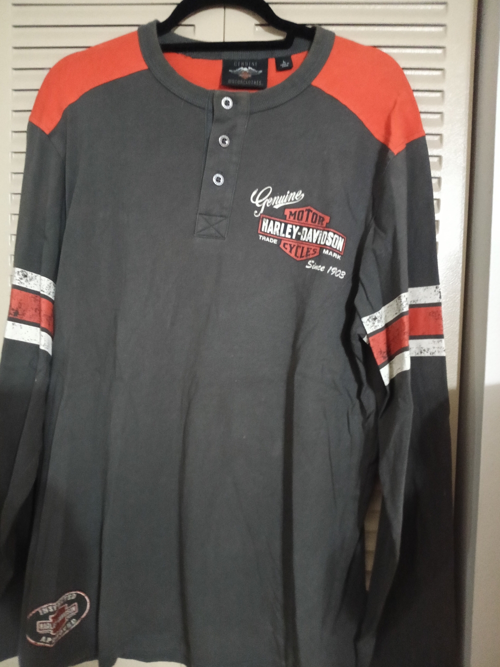 Harley-Davidson Men's Gray & Orange Long-Sleeve Henley Shirt